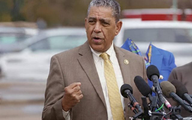 Un importante sindicato de NY apoya la reelección de Espaillat