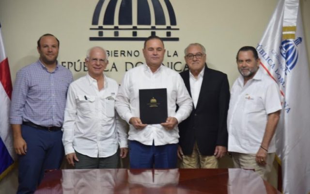 Gobierno extiende subsidio a fertilizantes por RD$1,090 MM