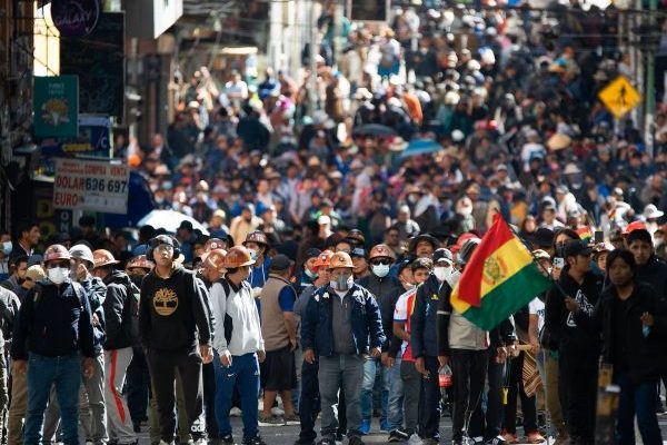 BOLIVIA: Gobierno acusa a Evo Morales de «generar violencia»