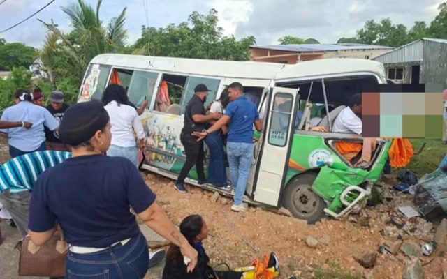 Supérate dice 20 personas se vieron afectadas por accidente