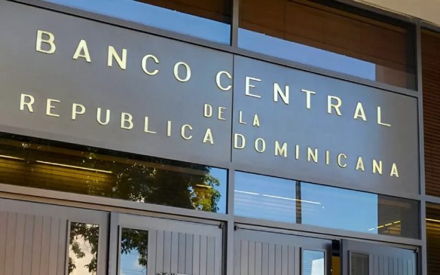 Rep. Dominicana mantiene en 5.25% tasa política monetaria