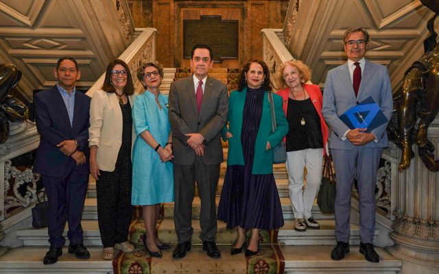 MADRID: Embajada RD inaugura su programa en Feria del Libro