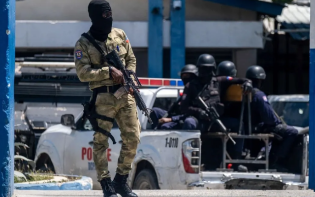 Haití construirá cinco nuevas bases operativas para la policía