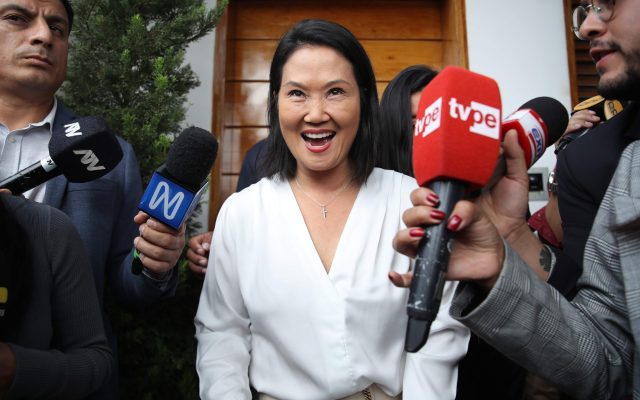 PERU: Fujimori vuelve a estar por delante de Roberto Sánchez