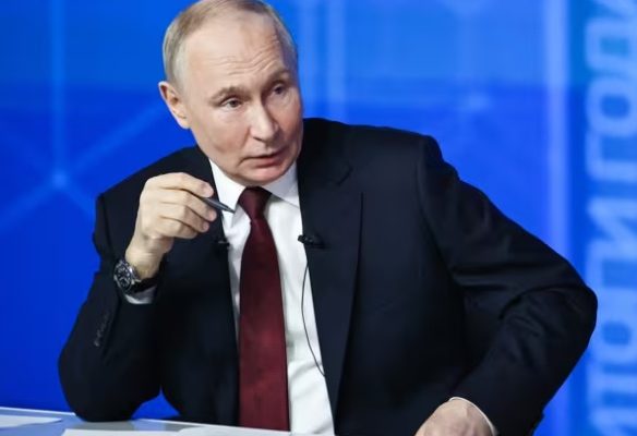 RUSIA: Putin dice su Ejército avanza paso a paso a Ucrania