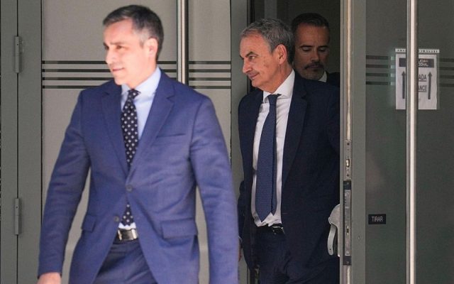 ESPAÑA: Juez rechaza aplicar medidas cautelares a Zapatero