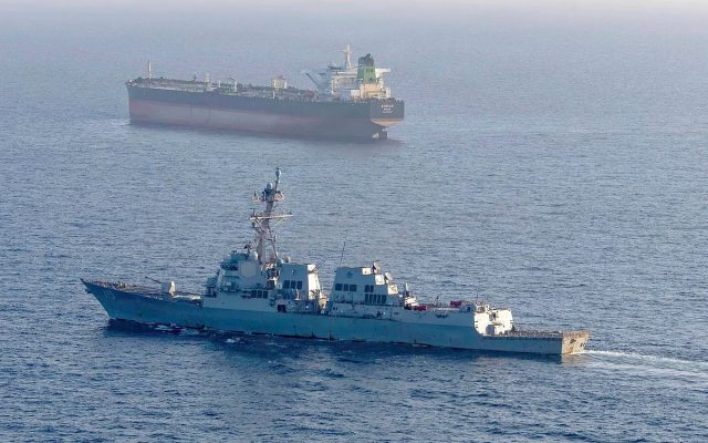 Irán advierte contra uso rutas marítimas fuera su jurisdicción