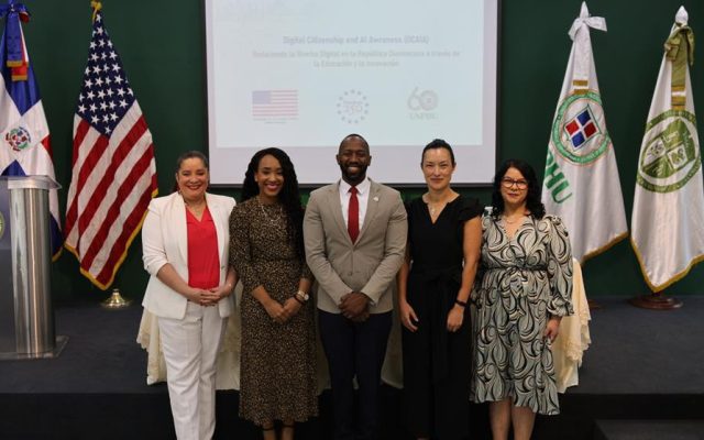 UNPHU y Embajada EU lanzan proyecto de ciudadanía digital