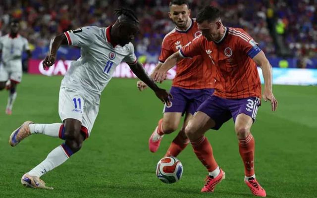 Medios critican arbitraje tras derrota Haití en Mundial Fútbol