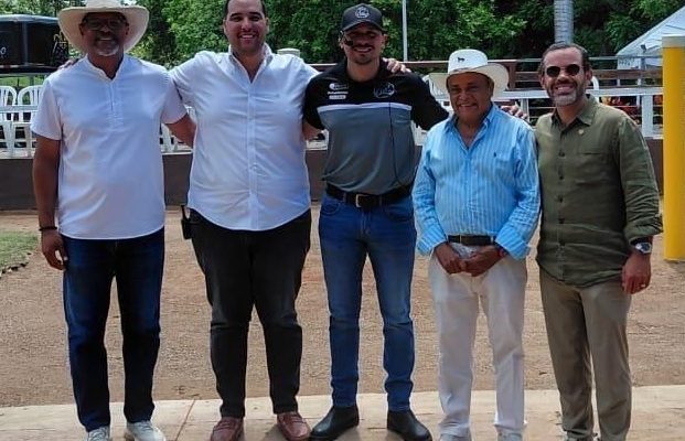 Afamado montador caballos de paso fino imparte charla-taller