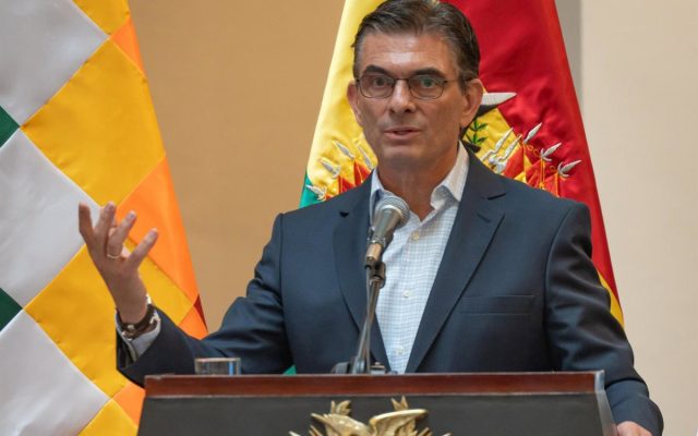 BOLIVIA: Paz dice vive «batalla de las batallas» con los narcos