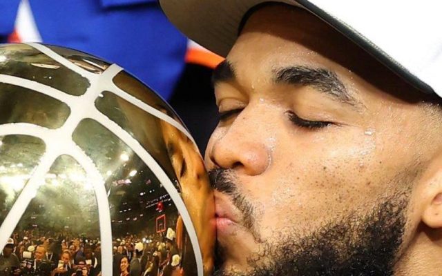 Karl-Anthony Towns anuncia recorrido trofeo NBA por la RD