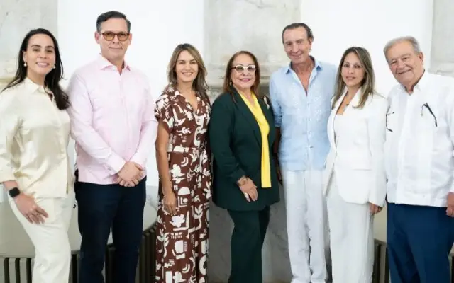 Presentan experiencia sobre Santiago y tradición del tabaco