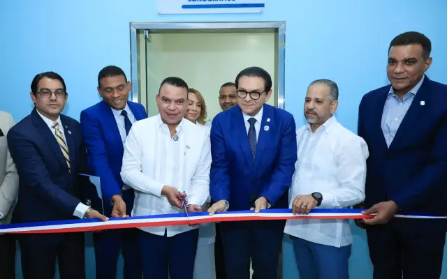 Inauguran unidad de sonografía en el Hospital Cabral y Báez