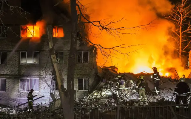 Ucrania denuncia 4 muertos por un bombardeo ruso en Járkov