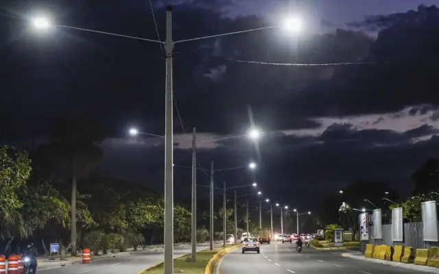 Demanda eléctrica RD rompió de nuevo su máximo histórico