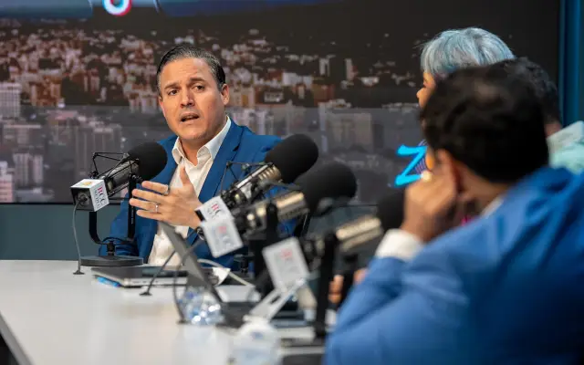 Reitera aspiración a Secretaría General PRM y salida consenso