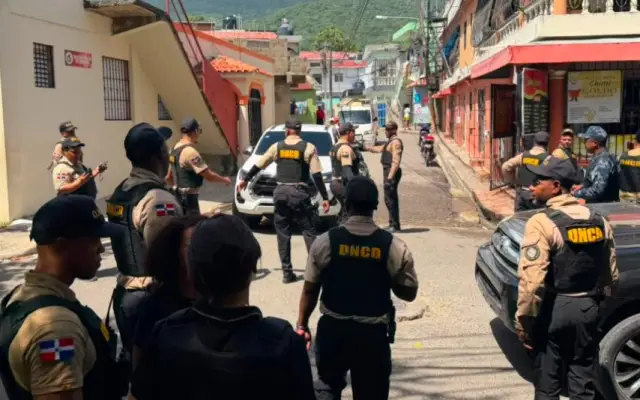 DNCD arresta 12 personas y decomisa 4 mil gramos drogas