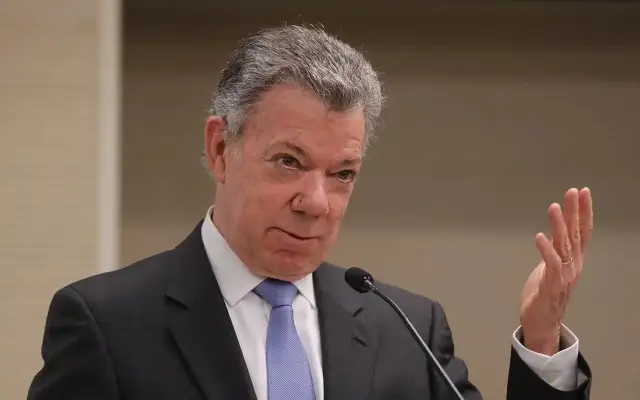 COLOMBIA: Expresidente insta a seguir con el acuerdo de paz