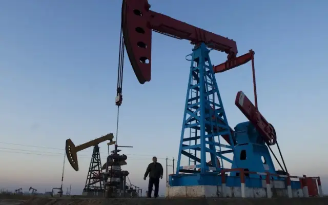 Petróleo se dispara de nuevo y alcanza máximos de 3 semanas