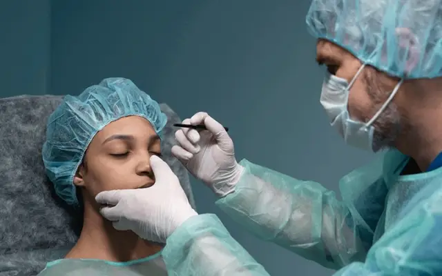 La cirugía plástica contribuye a recuperar salud y calidad vida