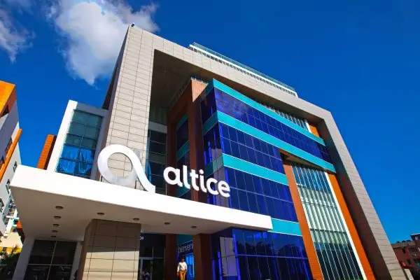 Altice Dominicana restablece sus servicios móviles tras fallas