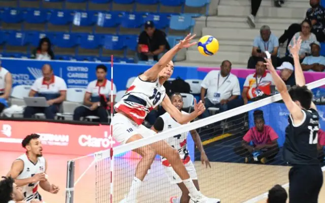 RD gana en softbol y voleibol, pero tropieza en fútbol de JCC