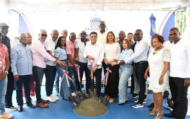 Gobierno inicia la construcción de un multiuso deportivo en LR