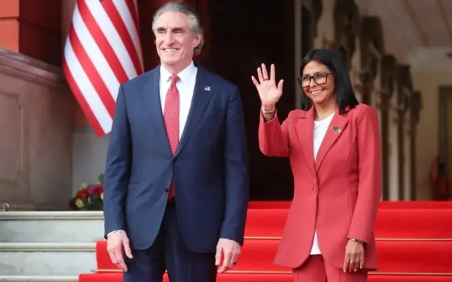 Delcy Rodríguez niega que Venezuela ceda soberanía a EU