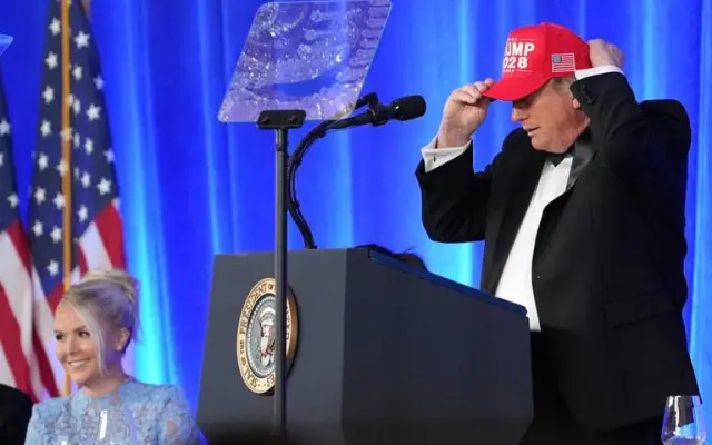 Trump anuncia su intención de postularse para cuarto mandato