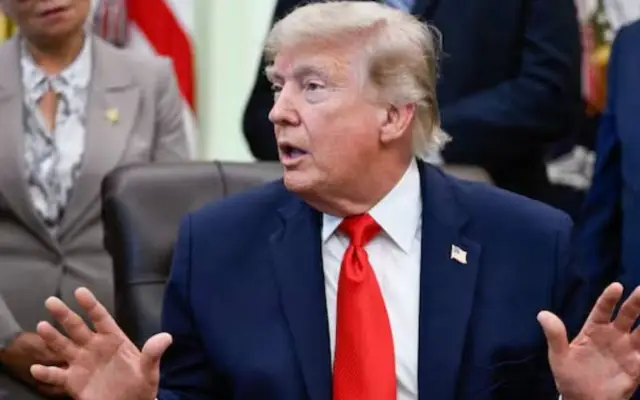 Trump descarta vía diplomática para abrir estrecho de Ormuz