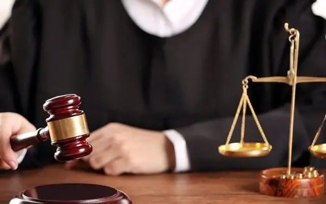 Dictan 15 y 30 años de prisión para dos hombres por asesinato