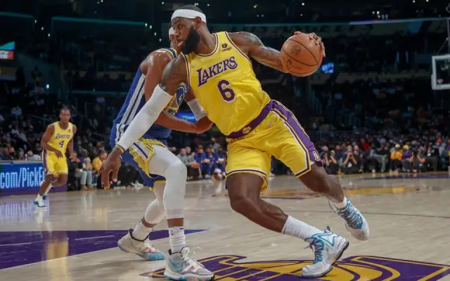 LeBron James: tres escenarios para su futuro en la NBA