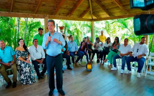 Leonel Fernández asegura crece rechazo al partido gobernante