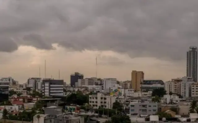 RD afronta otra jornada intenso calor por el polvo del Sahara