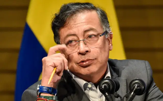 COLOMBIA: Petro asumirá la presidencia de su partido