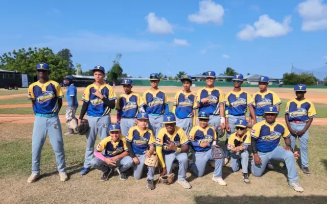 Tiburones y Babe Ruth lideran Torneo Béisbol de Punta Cana
