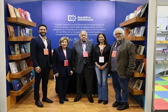 México: Convocan a escritores RD para FIL Guadalajara 2026