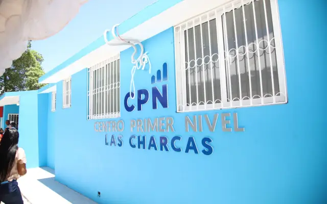 Inauguran remozado Centro de Primer Nivel de Atención Azua