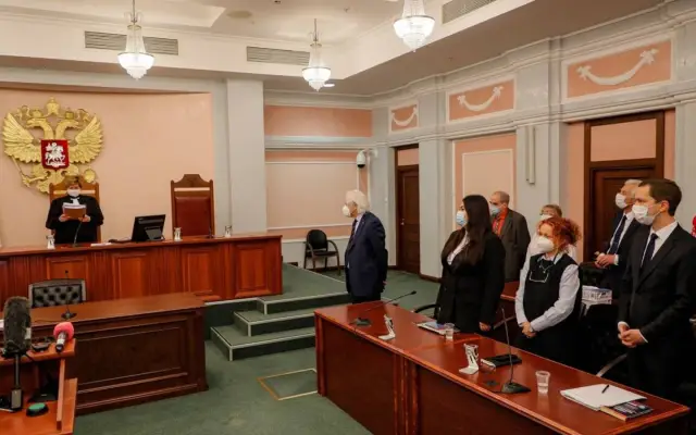 RUSIA: Excluyen de elecciones al partido que no apoya la guerra