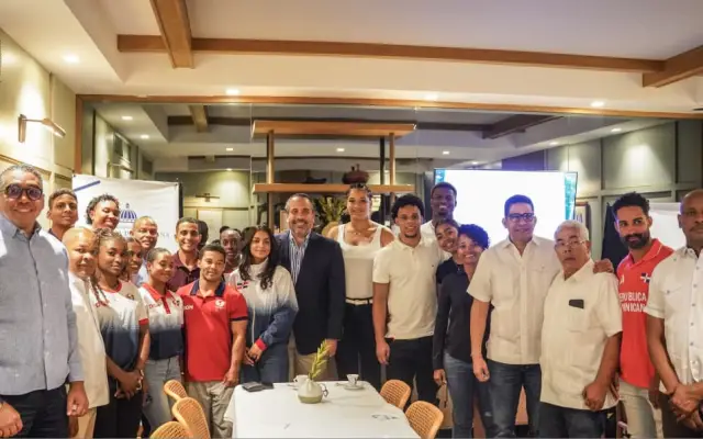 INEFI agasaja a medallistas de los Juegos Santo Domingo 2026