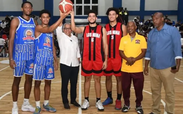 Virgilio Frías y Francia Nueva triunfan basket U25 interclubes