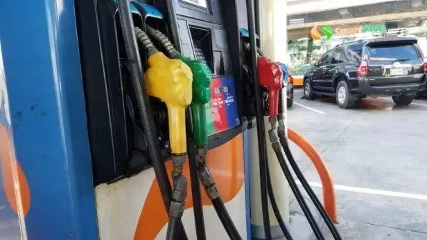 Suben los precios de gasolina regular y gasoil en Dominicana
