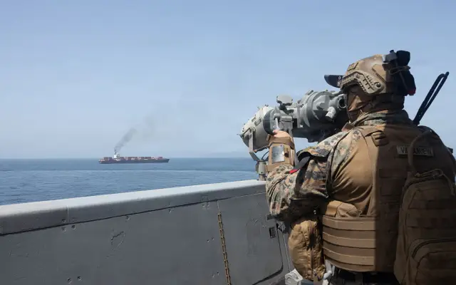 Al menos 2 muertos en ataque de EEUU en estrecho de Ormuz