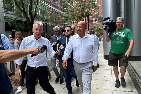 LAWRENCE: DePeña atribuye su arresto a motivos políticos