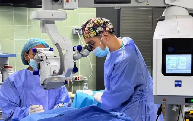Hospital Salvador B. Gautier realiza un trasplante de córnea