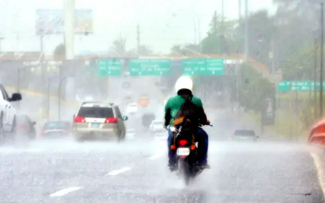 Vaguada y onda provocarán aguaceros y tormentas en RD