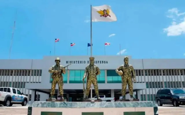 El Presidente de la RD designa nuevos comandantes militares