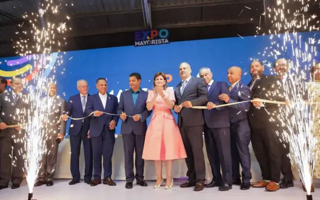 Peña inaugura Expo Mayorista 2026 San Francisco de Macorís