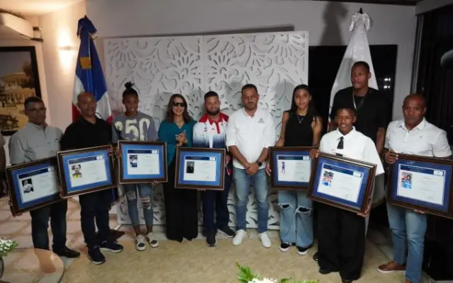 Reconocen a atletas de Puerto Plata medallistas en JCC 2026